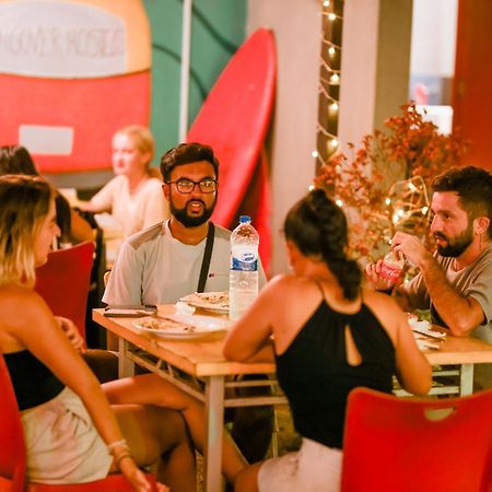 Hangover Hostels 미리사 외부 사진