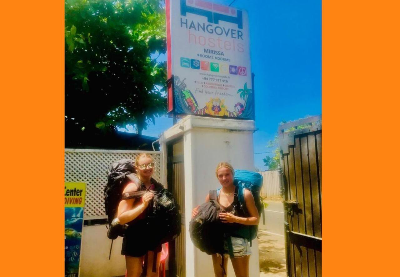 Hangover Hostels 미리사 외부 사진