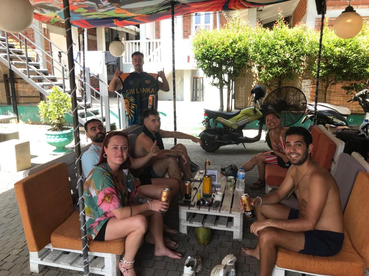 Hangover Hostels 미리사 외부 사진