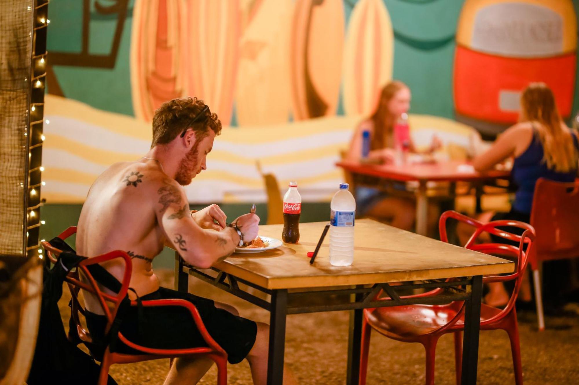 Hangover Hostels 미리사 외부 사진