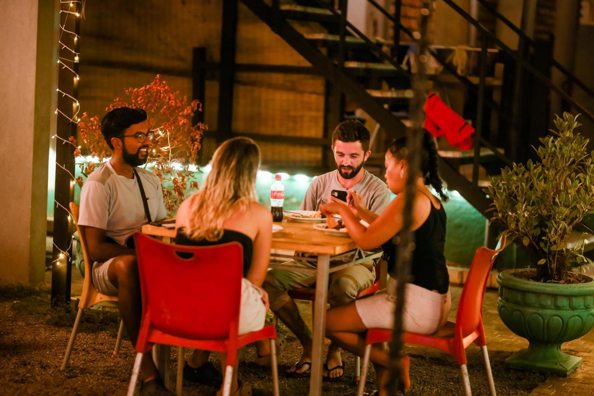 Hangover Hostels 미리사 외부 사진