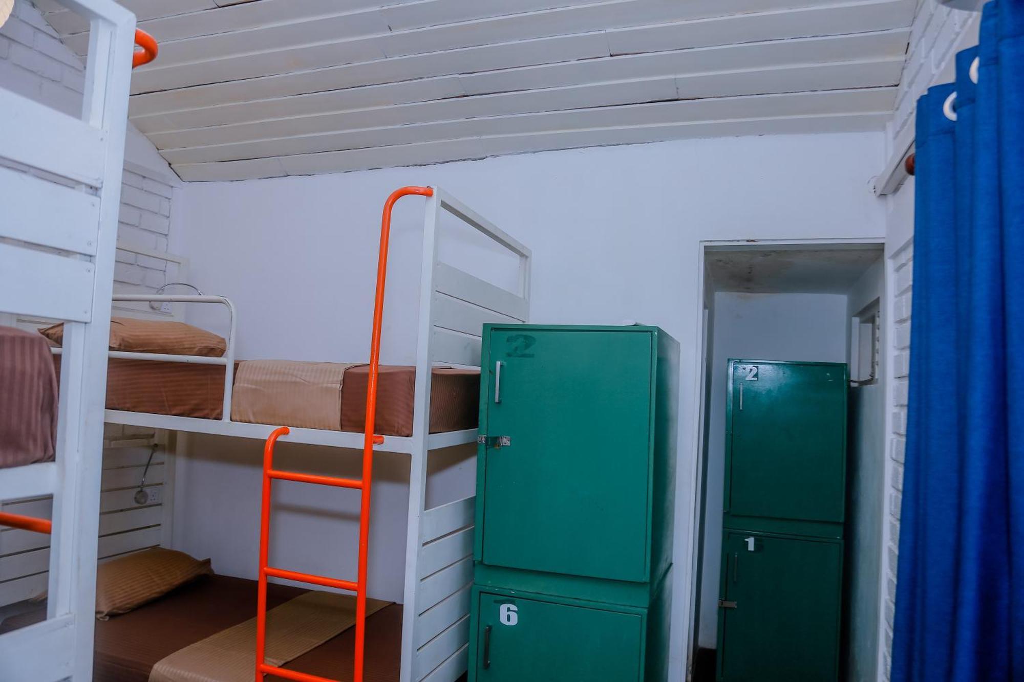 Hangover Hostels 미리사 외부 사진